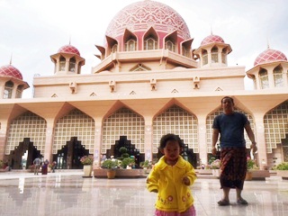 Mesjid Putra di Putra Jaya