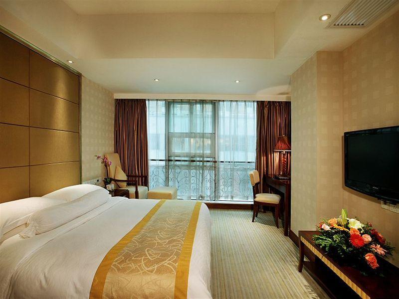 71833_15070314390031638807